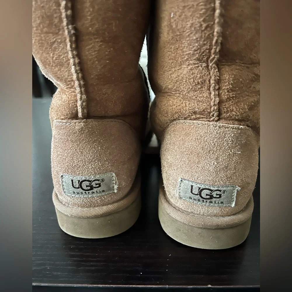 UGG Tan Shearling Boots - Picture 2 of 5
